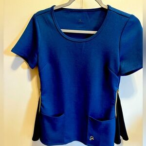 Jaanuu Scrub top Size Small Navy Blue